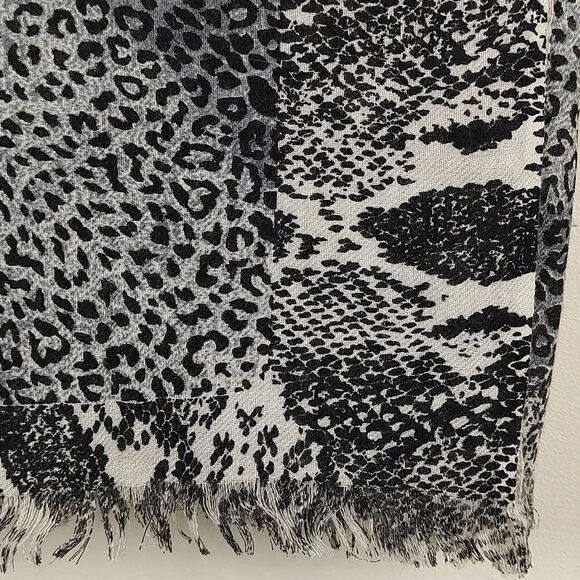 Pashma Silk and Cashmere Large Mixed Animal Print Wrap Scarf - Picture 3 of 9